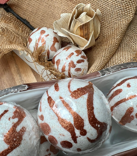 Cedarwood Oatmeal Bathbomb