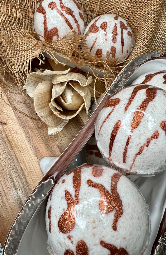 Cedarwood Oatmeal Bathbomb